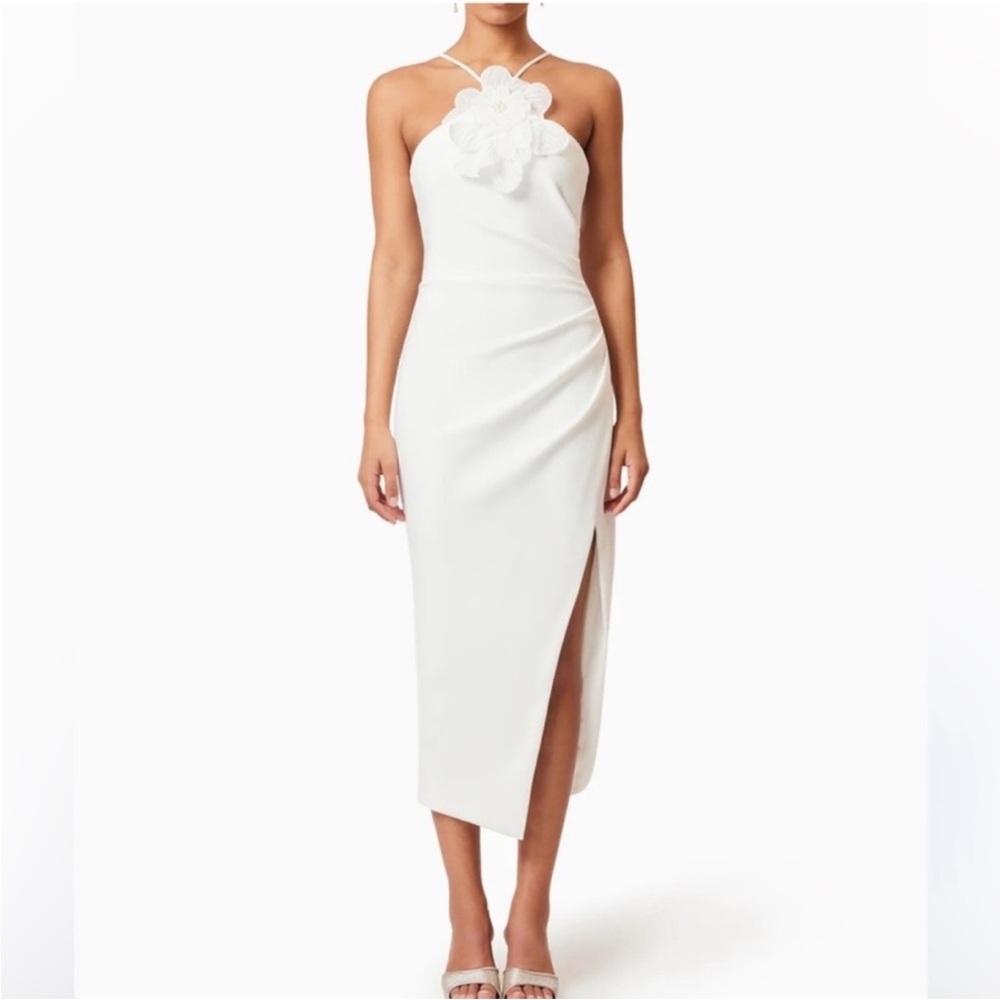 Elliatt Janelle Flower Midi Dress in White